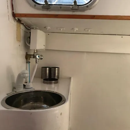 بوتيل Love Boat *